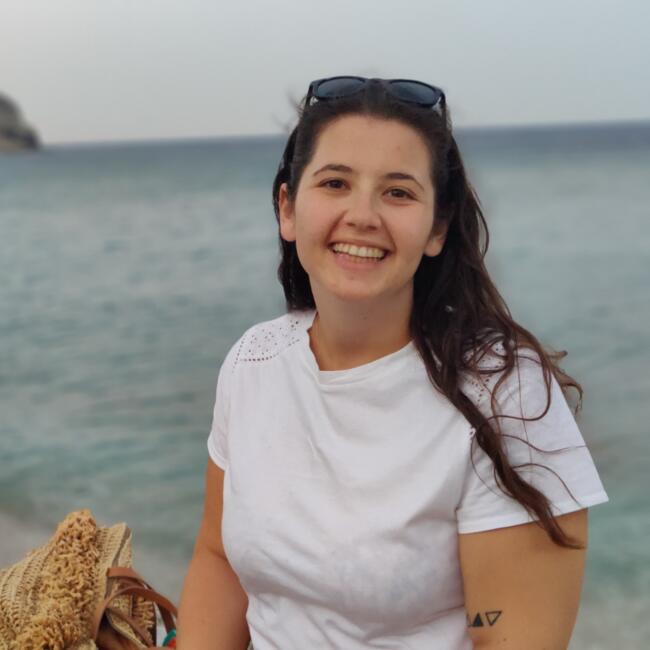 Babysitter in Greenford: Angela