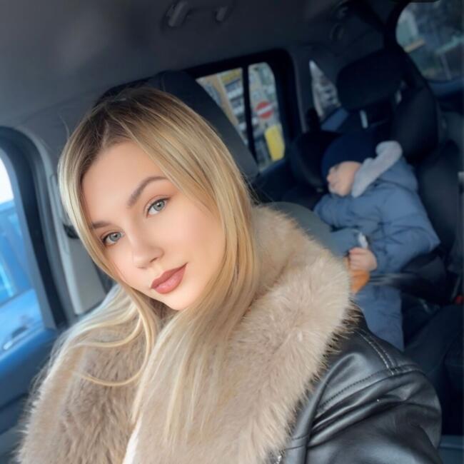 Praca dla opiekunki do dziecka w Głogów: Viktoria