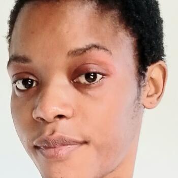 Babysitter Blouberg (Western Cape): Ethel T