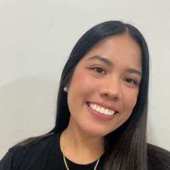 Babysitter in Burunga: Yoemi