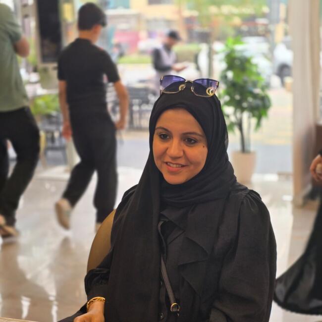 وظيفة جليسة أطفال في الرياض: Noha