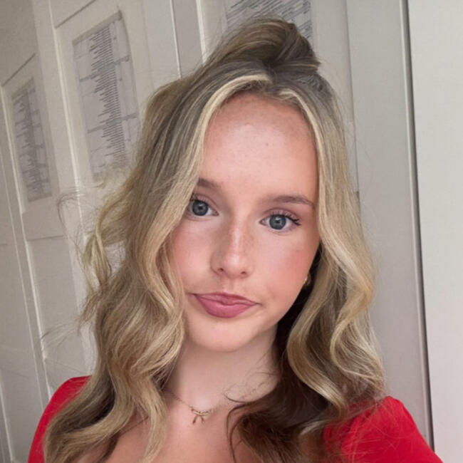 Babysitter in Glasgow: Rachel