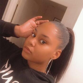 Babysitter in Les Pavillons-sous-Bois: Eliana