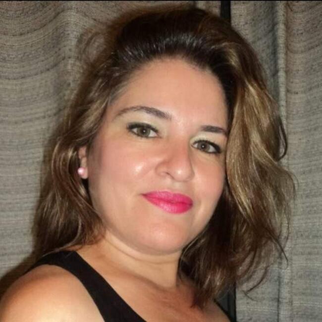 Babysitter in Ribeirão Preto: Thais Karina