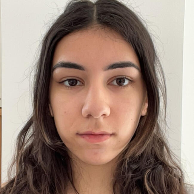 Babysitter in Rouen: Cordelia