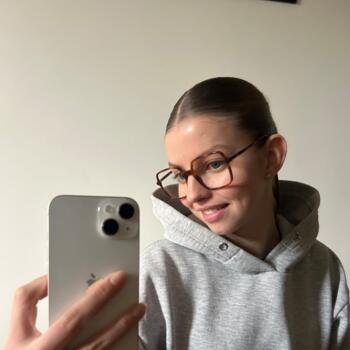 Babysitter in Pluguffan: Marianne