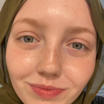 Babysitter in Surbiton: Ashleigh