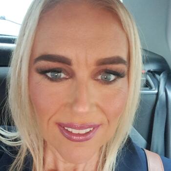 Childminder job in Dundalk: babysitting job Eimear