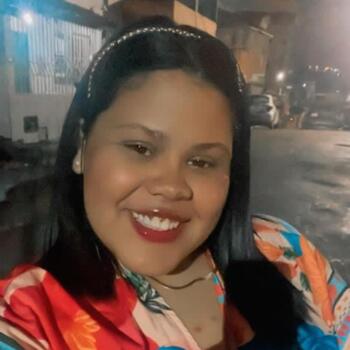 Babá em Itabuna: Emanuelle