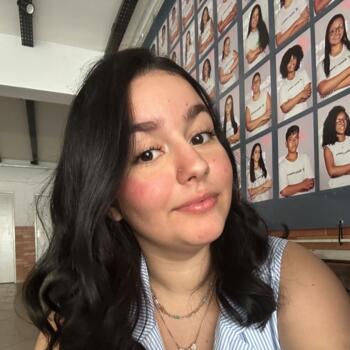 Babá em Salvador: Júlia