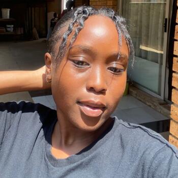 Babysitter Themba: Oratile