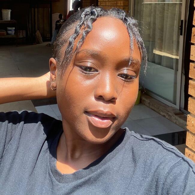 Babysitter in Themba: Oratile