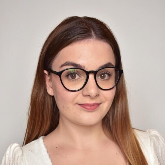 Babysitter in Bourg-en-Bresse: Alizé