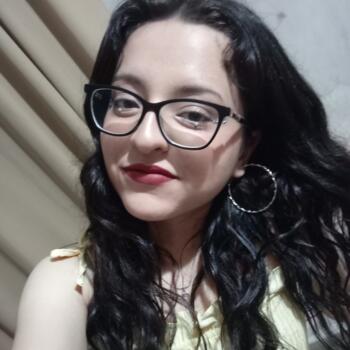 Babysitter in San Lorenzo: Leticia