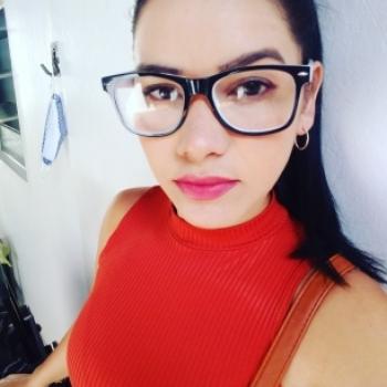 Babás em Goiânia: Elaine