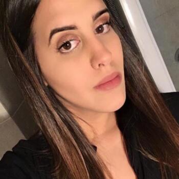 Babysitter in Clamart: Khaoula