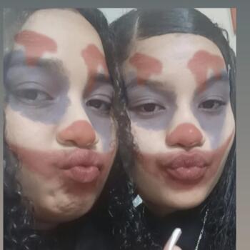 Babysitter Sabana Perdida: María