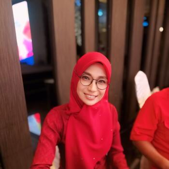 Baby-sitter in Shah Alam: Wati