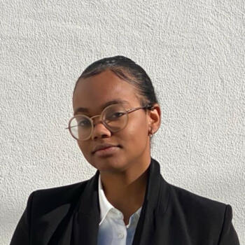 Babysitter em Alhos Vedros: Carla