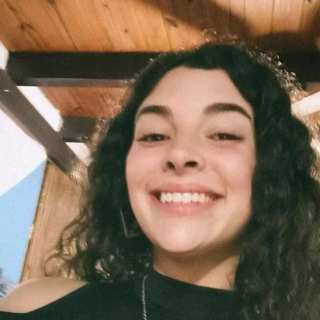 Babysitter στην περιοχή Τσιουντάντ ντε λα Κόστα: Dara