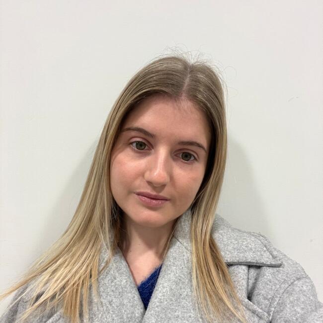 Babysitter in Sartrouville: Marine