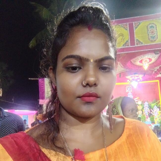 Baby-sitter in Calcutta: Payel