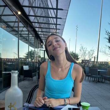 Babysitter in Madrid: Camille