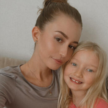 Babysitter Hervey Bay: Taylor