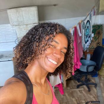 Emprego de babá em Guarapari: emprego de babá Priscila