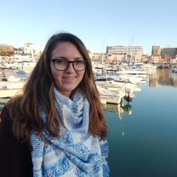 Babysitter Faro: Nicoleta