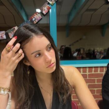 Babysitter in Lille: Lola