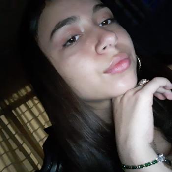 Niñera Yumbo: Yusleidy