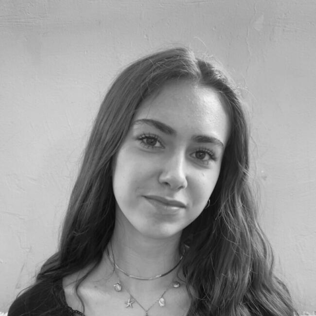 Babysitter in Dieppe: Lisa