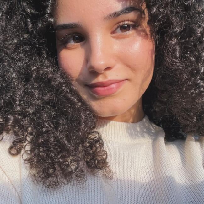 Babysitter in Sint-Niklaas: Malak