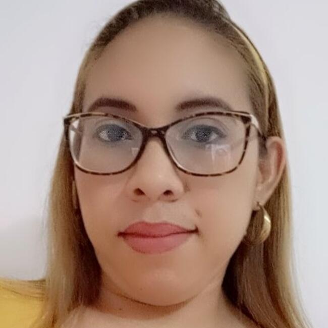 Babysitter in Panama City: Heissel Rosales