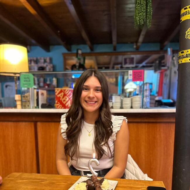 Babysitter in Tarragona: Laura