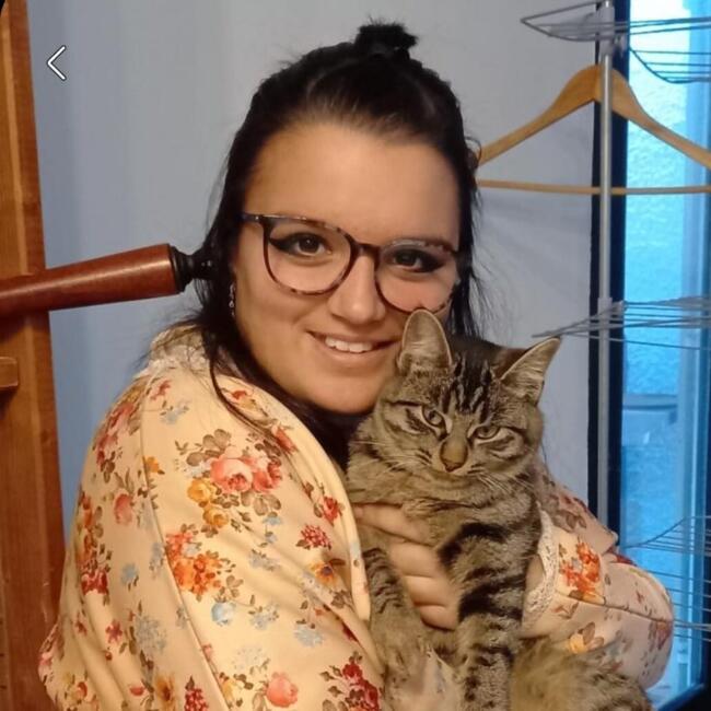 Babysitter in Bourg-Saint-Andéol: Lola