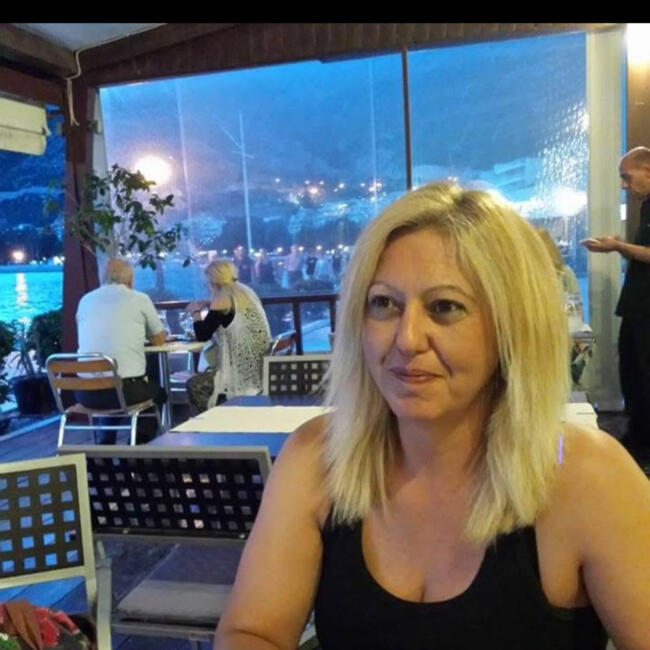 Nanny in Loutraki: ΔΕΣΠΟΙΝΑ