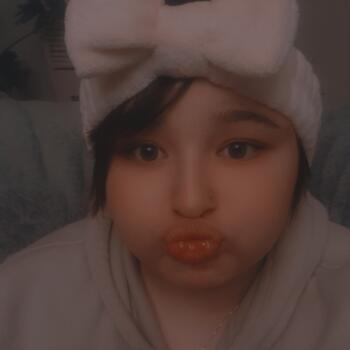 Babysitter in Melbourne: Riley