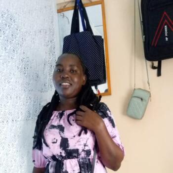 Babysitter in Mombasa: Elizabeth
