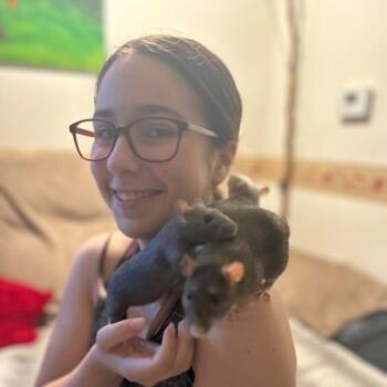 Babysitter in Vias: Leïa