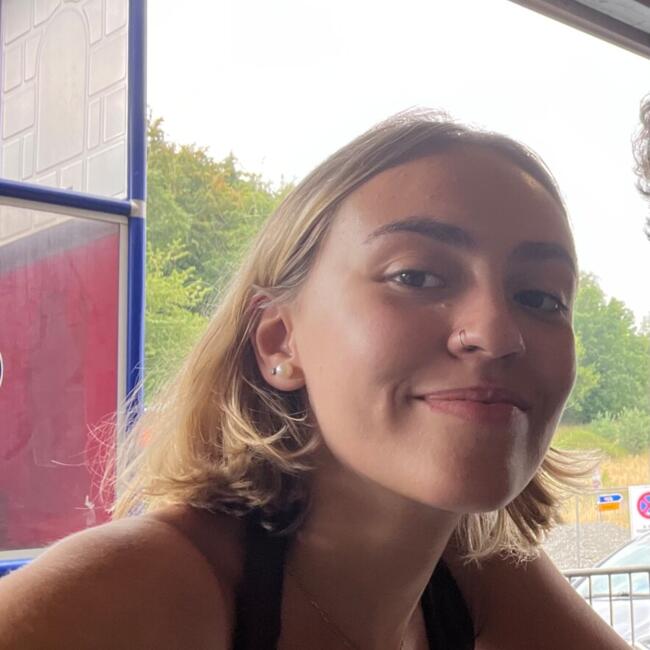 Babysitter in Wiesbaden: Milagros