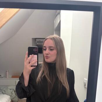 Babysitter in Esvres: Elsa