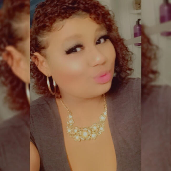 Babysitter in Fall River: Katie