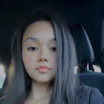 Babysitter in Paris: Lisa