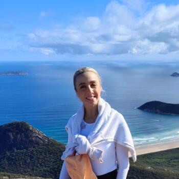 Babysitter in Melbourne: Angela