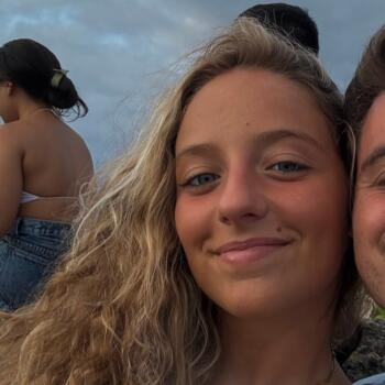 東京都 のベビーシッター: Sara