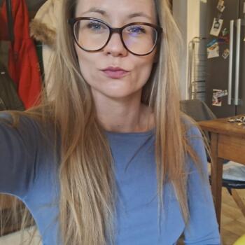 Babysitting job in Počakovo: babysitting job Rebeka