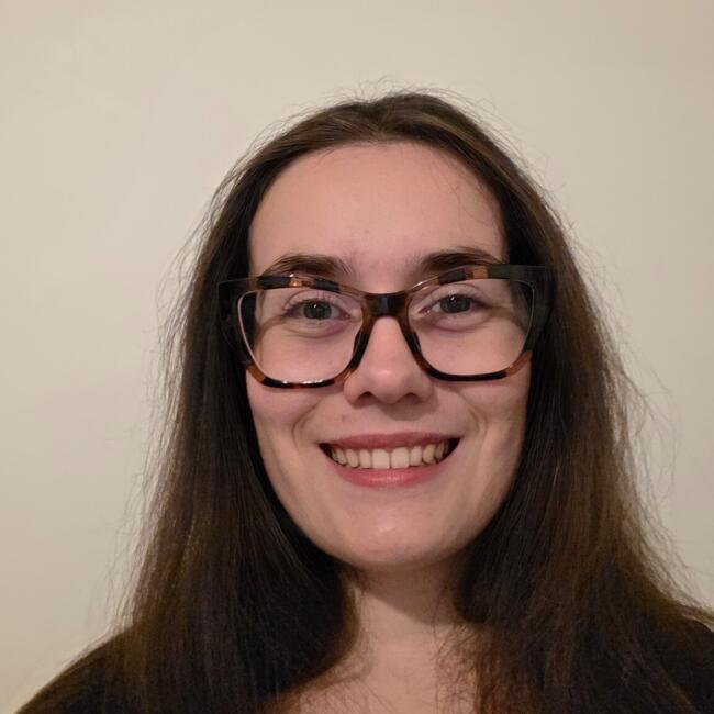 Baby-sitter à Vitry-sur-Seine: Lola