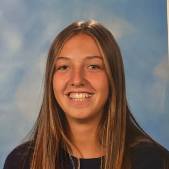 Babysitter in Issy-les-Moulineaux: Léonie